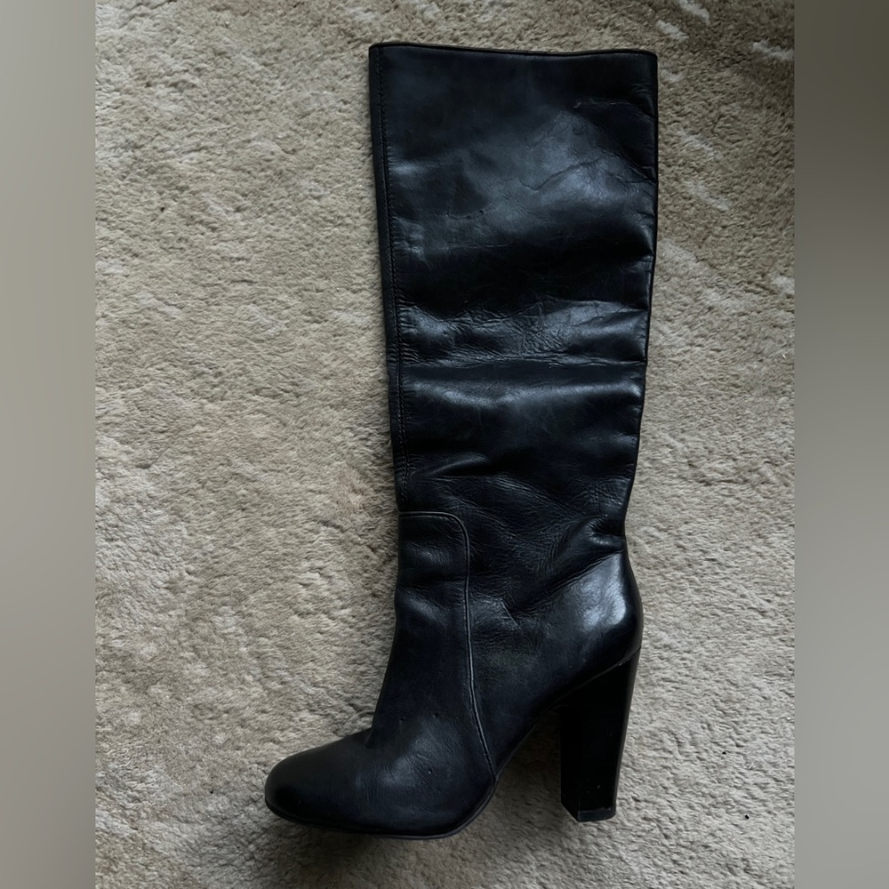 Size 6 Gap Black Leather Boots